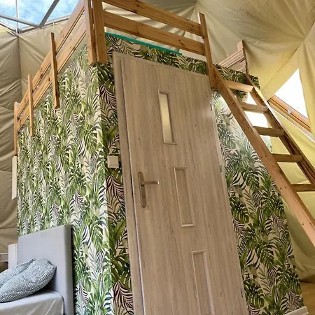Campismo de Luxo Glamping W Sercu Mazur Z Prywatna Plaza Regiel