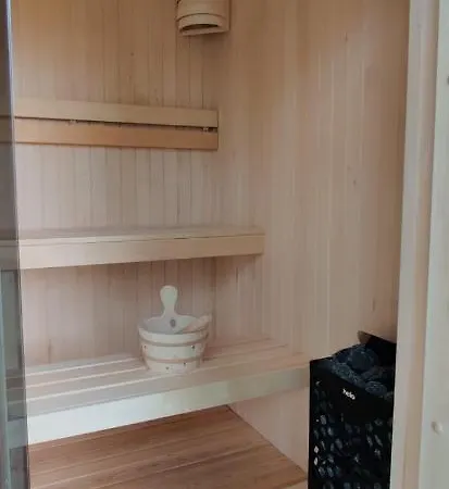 Glamping W Sercu Mazur Z Prywatna Plaza Campismo de Luxo Regiel